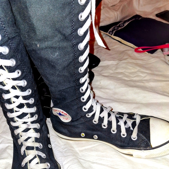 CONVERSE KNEEHIGH TENNIS SHOES!! LOVE THESE! - Picture 8 of 8